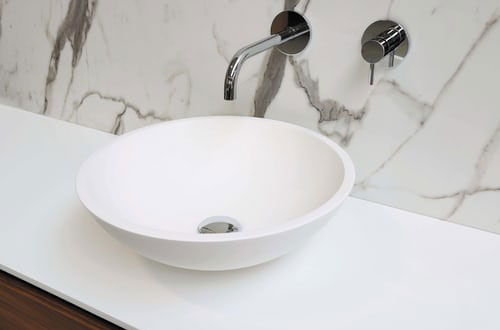 债权债务Exquisite white single and double faucet Basin